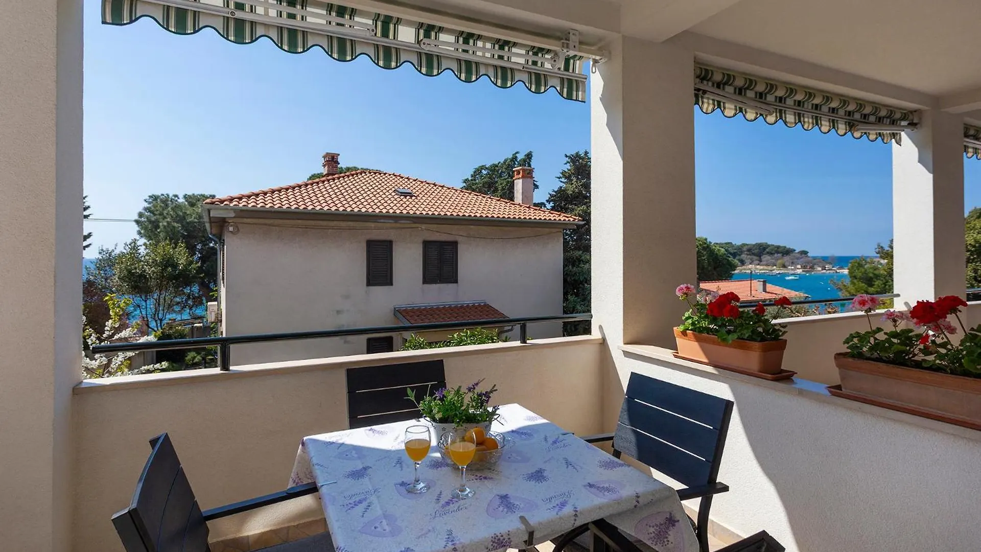 Apartments Tonka Near Beach And Sea بولا 3*,  كرواتيا